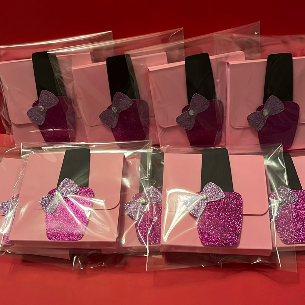 Set of 9 Nail polish inspired sticky Notepads!$18